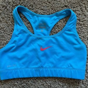 Nike Victory Sports Bra